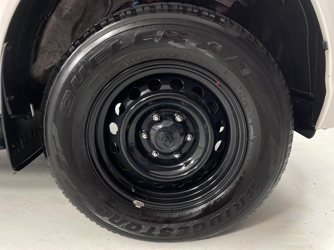 Photo '9' of Toyota Hilux