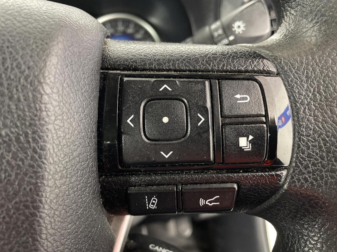 Photo '24' of Toyota Hilux