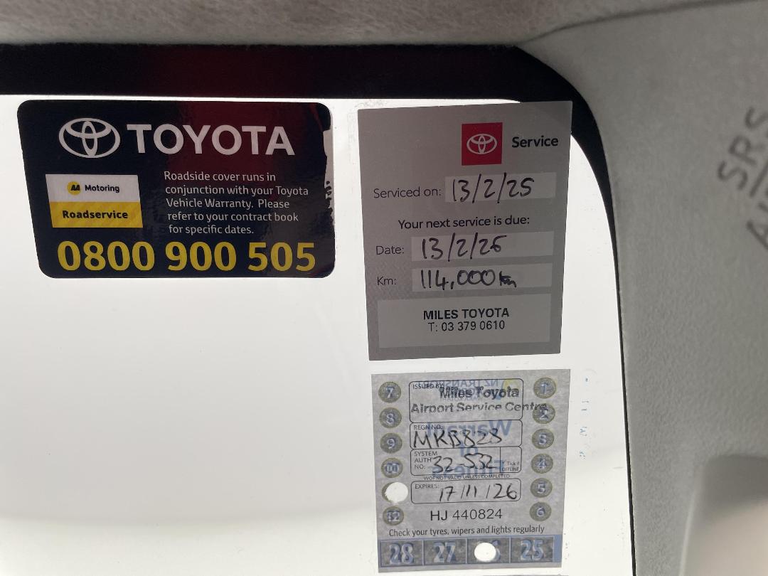 Photo '29' of Toyota Hilux