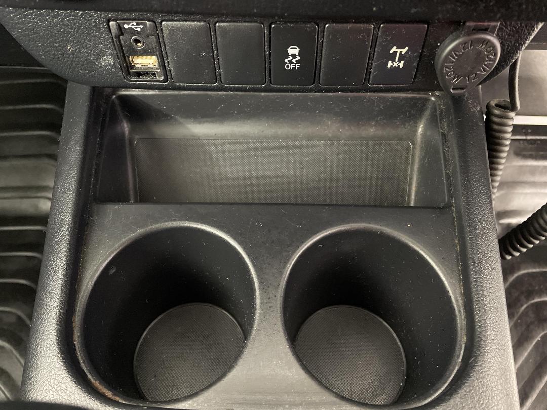 Photo '27' of Toyota Hilux