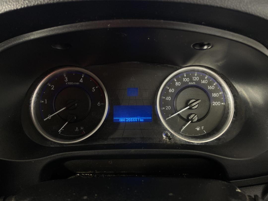 Photo '21' of Toyota Hilux