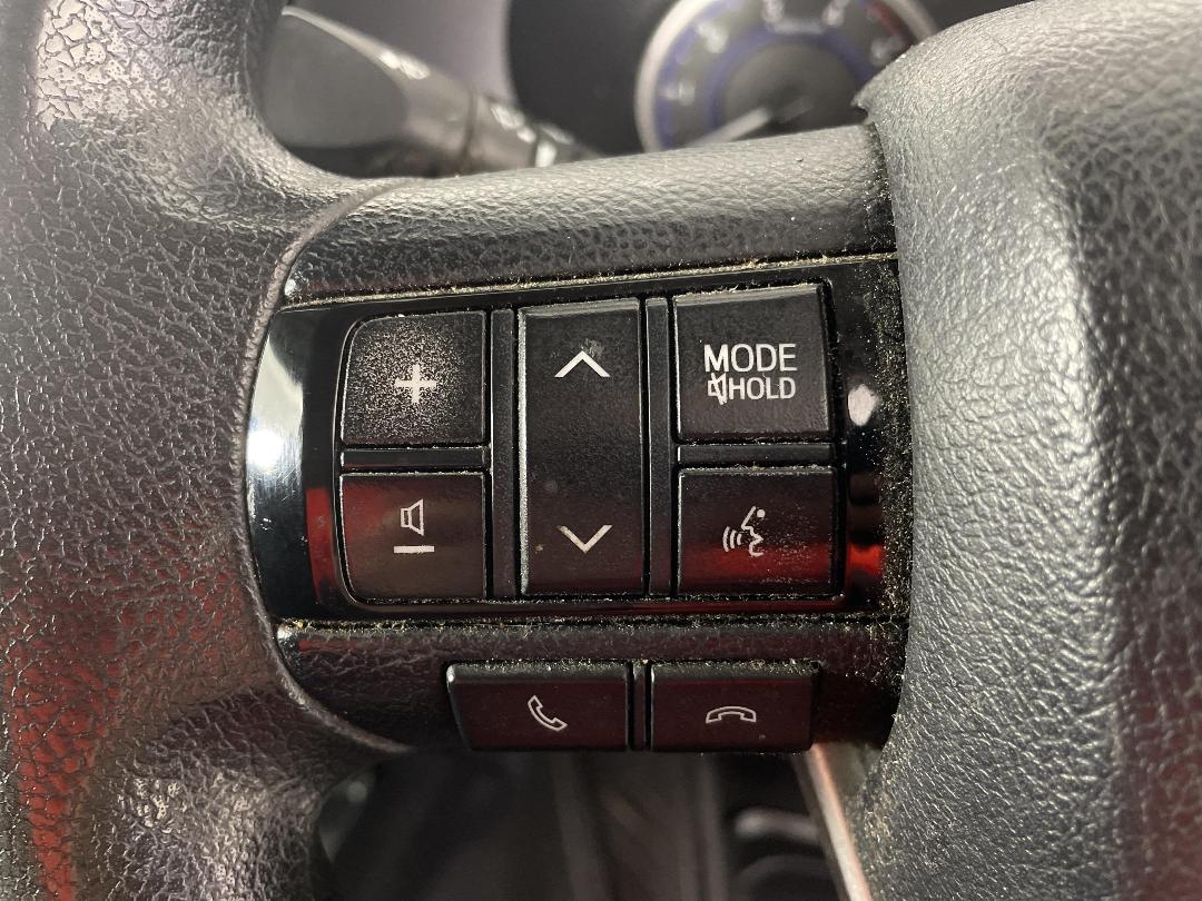 Photo '24' of Toyota Hilux