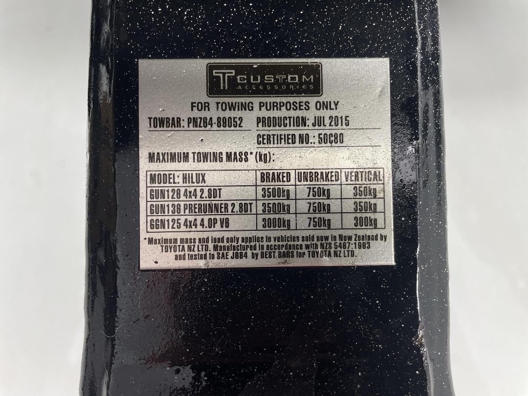 Photo '28' of Toyota Hilux