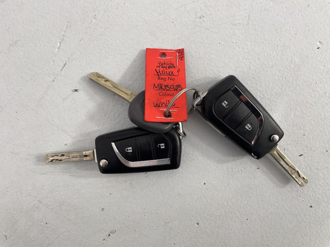 Photo '22' of Toyota Hilux