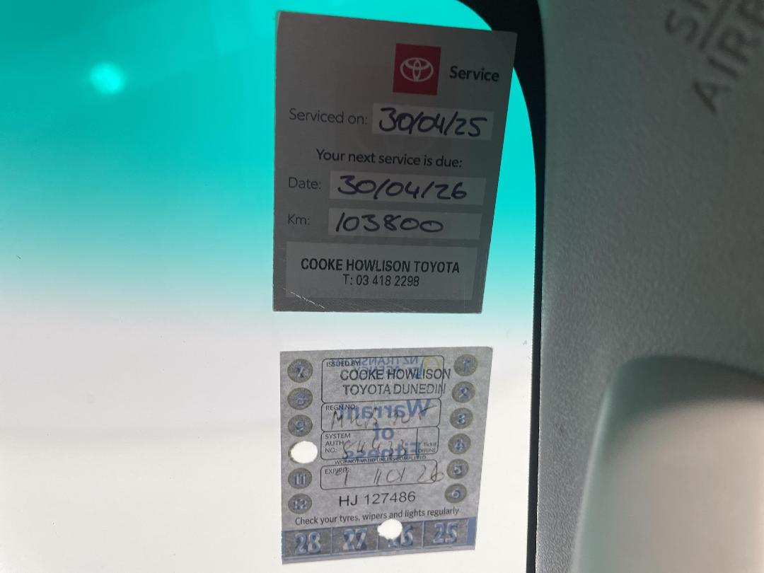 Photo '27' of Toyota Hilux