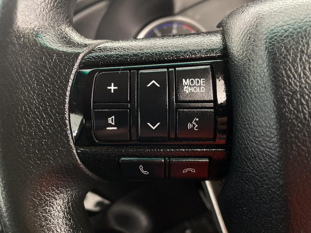 Photo '24' of Toyota Hilux