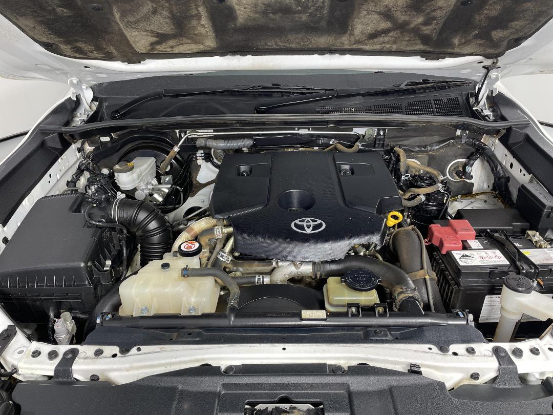 Photo '13' of Toyota Hilux