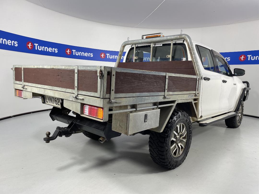 Photo '7' of Toyota Hilux