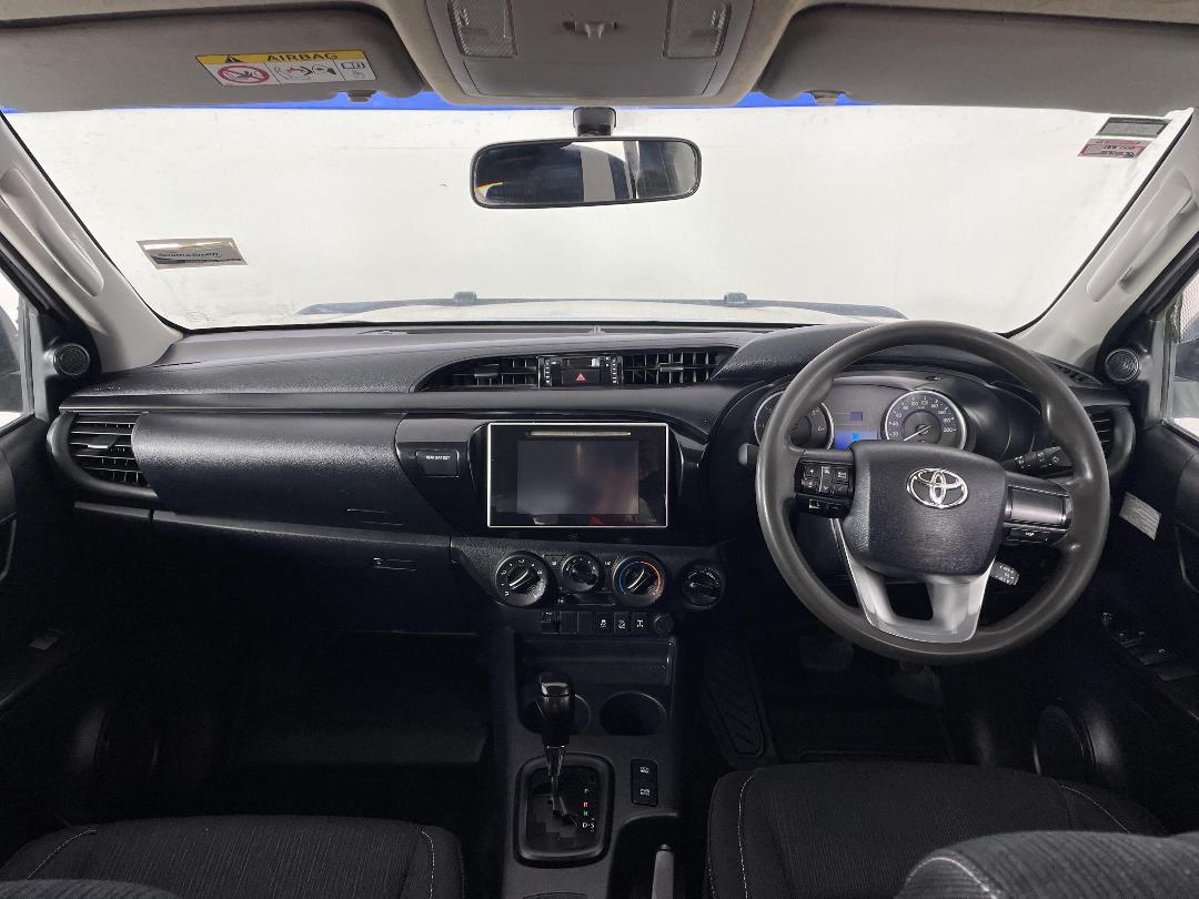 Photo '17' of Toyota Hilux