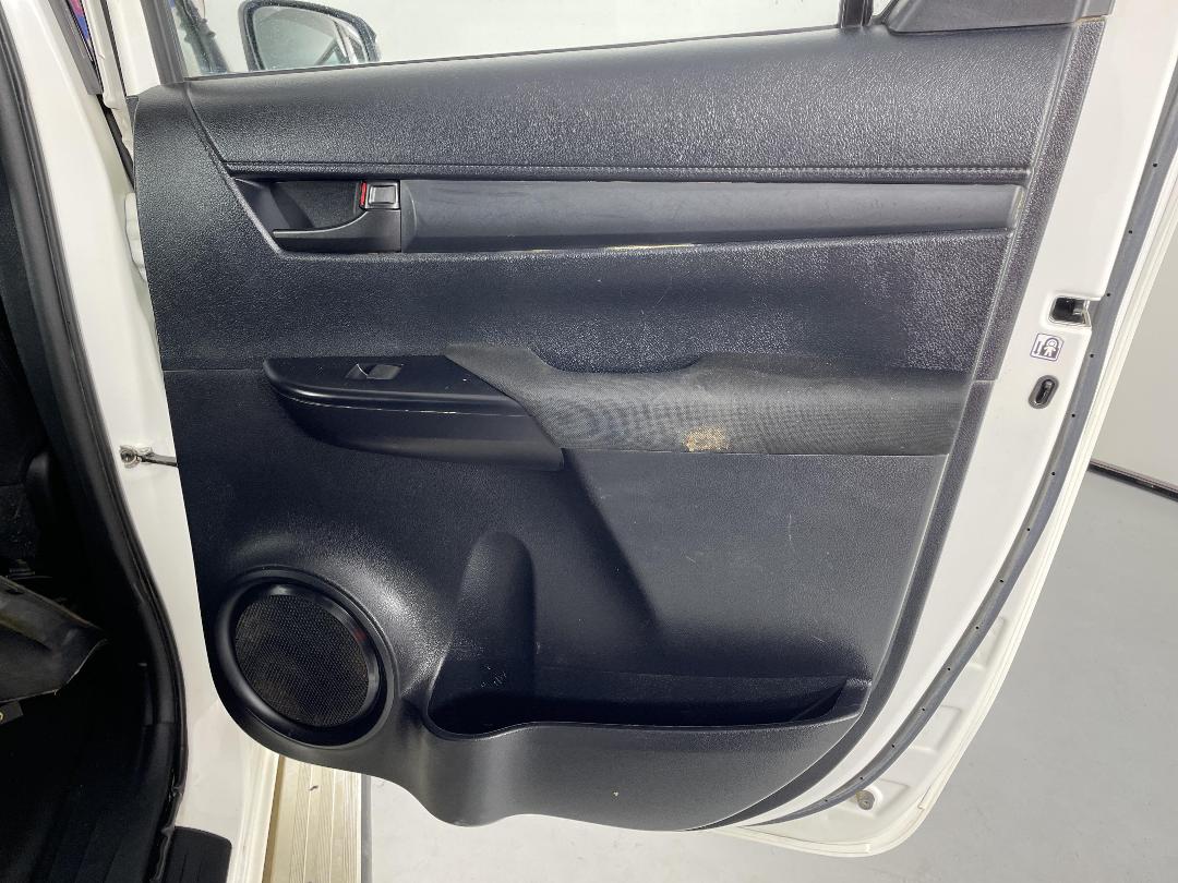 Photo '19' of Toyota Hilux