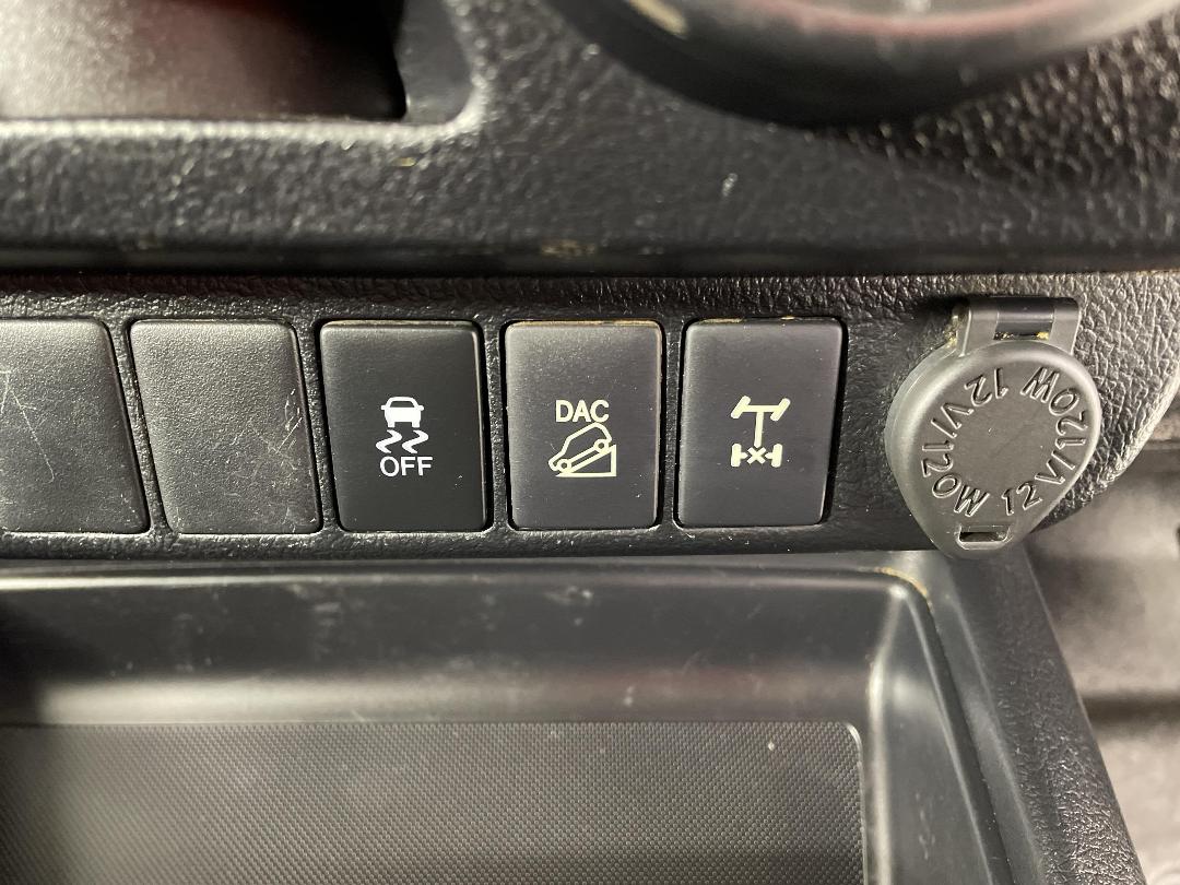 Photo '26' of Toyota Hilux