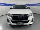 Thumbnail '2' of Toyota Hilux