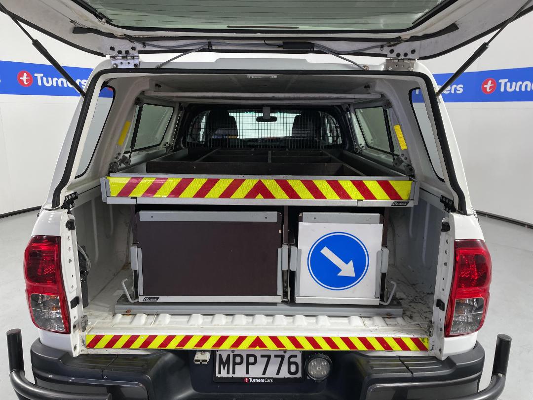 Photo '14' of Toyota Hilux Photo '14' of Toyota Hilux