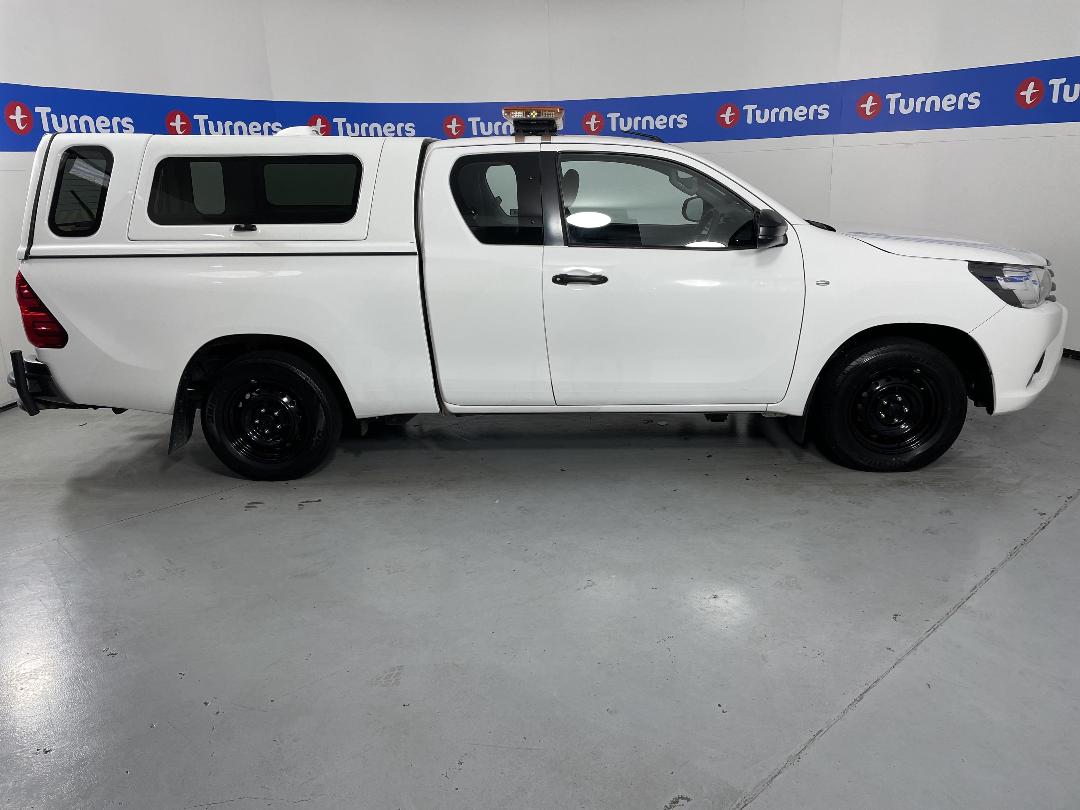 Photo '23' of Toyota Hilux Photo '23' of Toyota Hilux