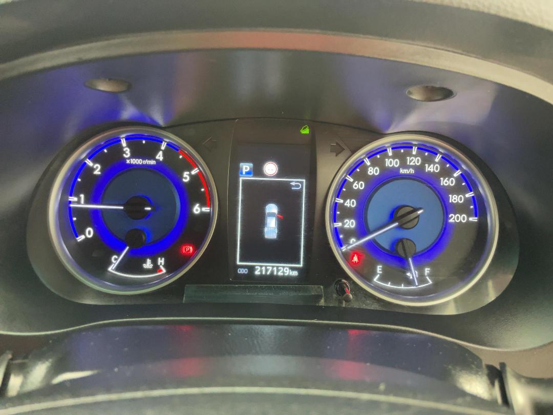 Photo '21' of Toyota Hilux