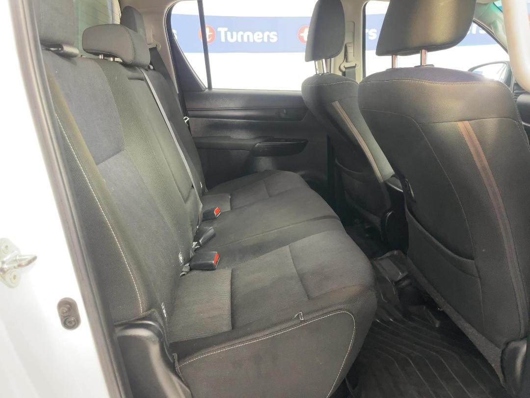 Photo '20' of Toyota Hilux