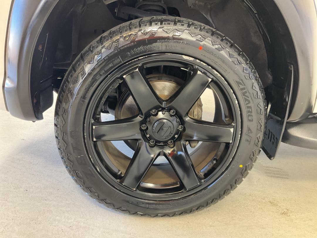 Photo '10' of Toyota Hilux