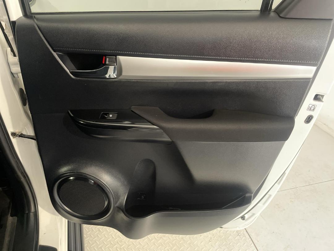 Photo '19' of Toyota Hilux