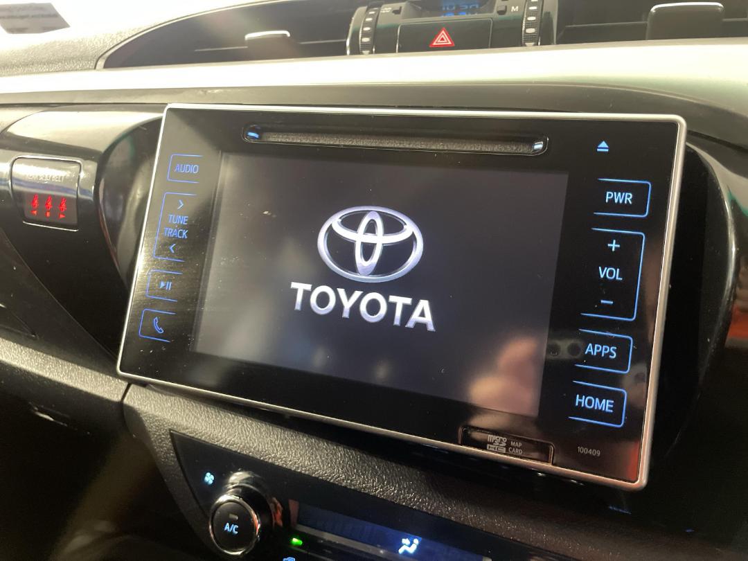 Photo '29' of Toyota Hilux