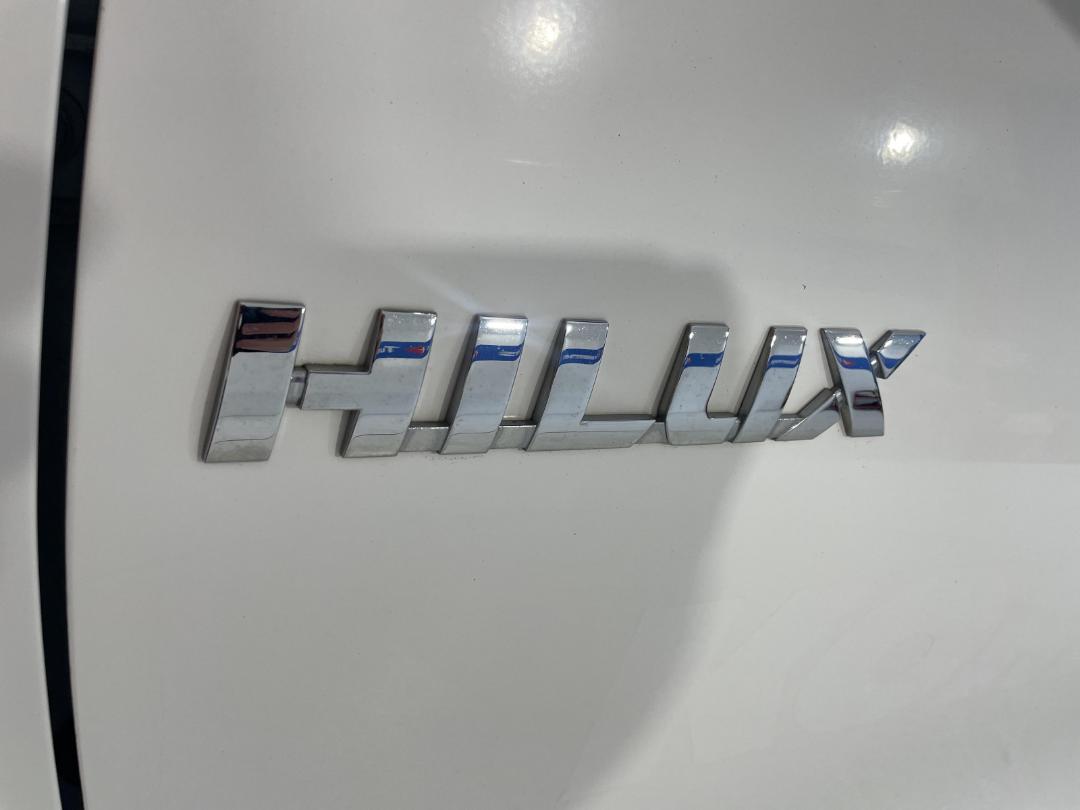 Photo '36' of Toyota Hilux