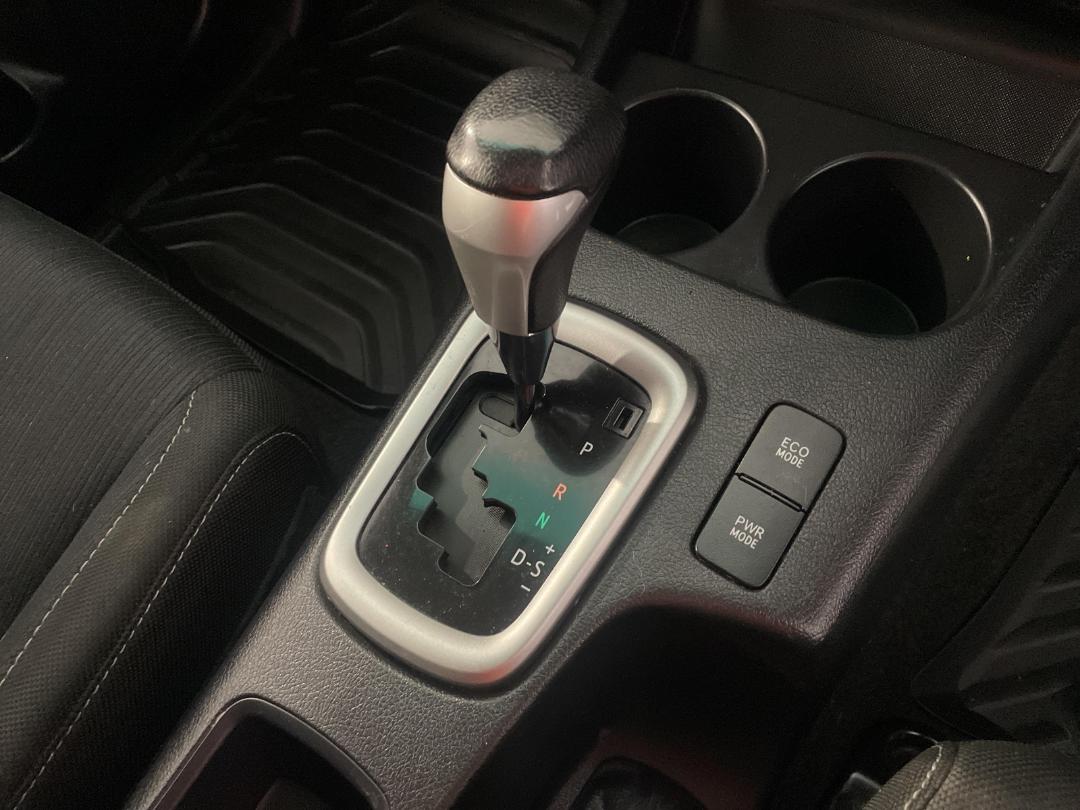 Photo '32' of Toyota Hilux