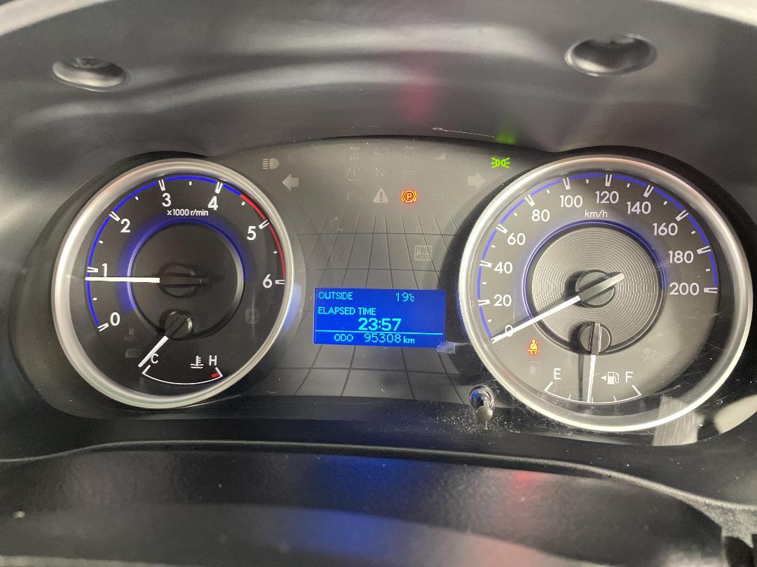 Photo '21' of Toyota Hilux