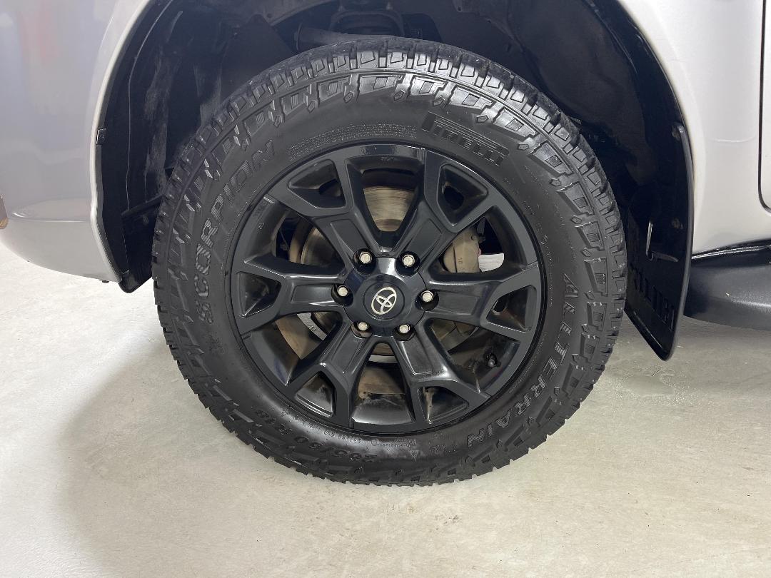 Photo '10' of Toyota Hilux Photo '10' of Toyota Hilux