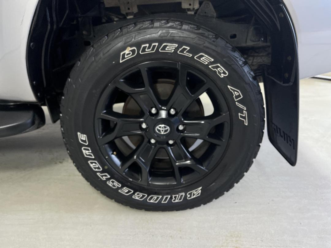 Photo '11' of Toyota Hilux Photo '11' of Toyota Hilux