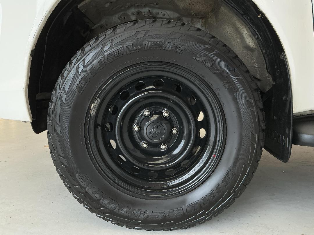 Photo '10' of Toyota Hilux Photo '10' of Toyota Hilux