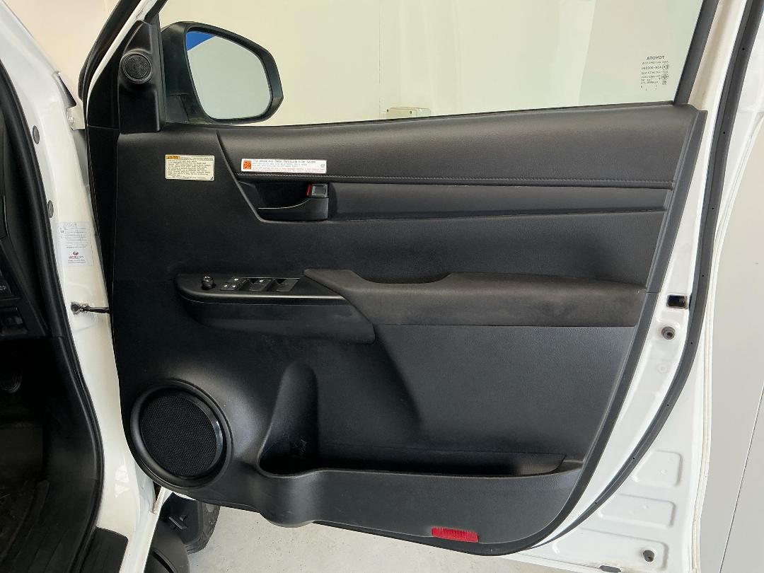 Photo '15' of Toyota Hilux Photo '15' of Toyota Hilux