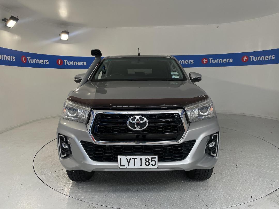 Photo '2' of Toyota Hilux