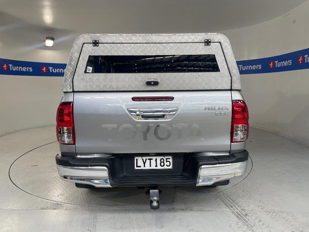 Photo '6' of Toyota Hilux