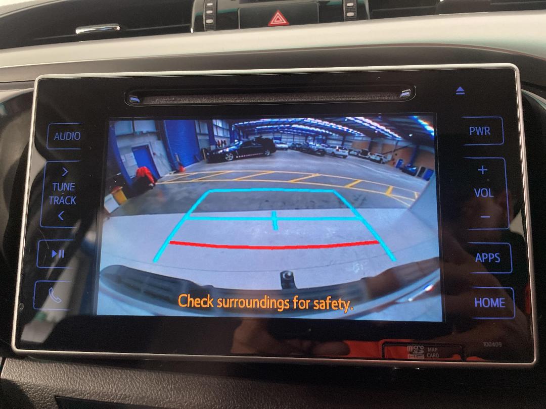 Photo '29' of Toyota Hilux