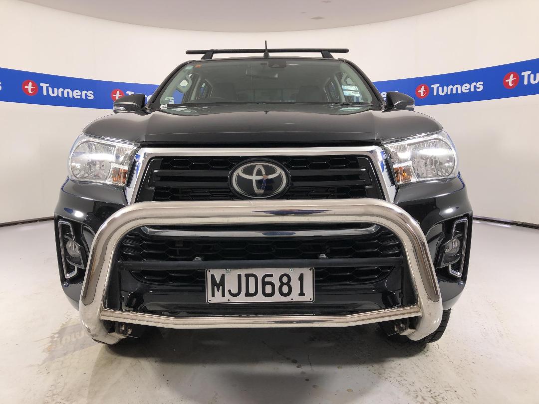 Photo '2' of Toyota Hilux