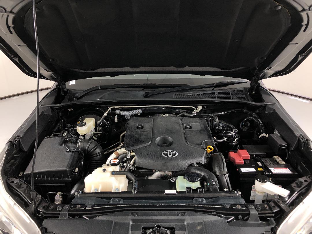 Photo '13' of Toyota Hilux