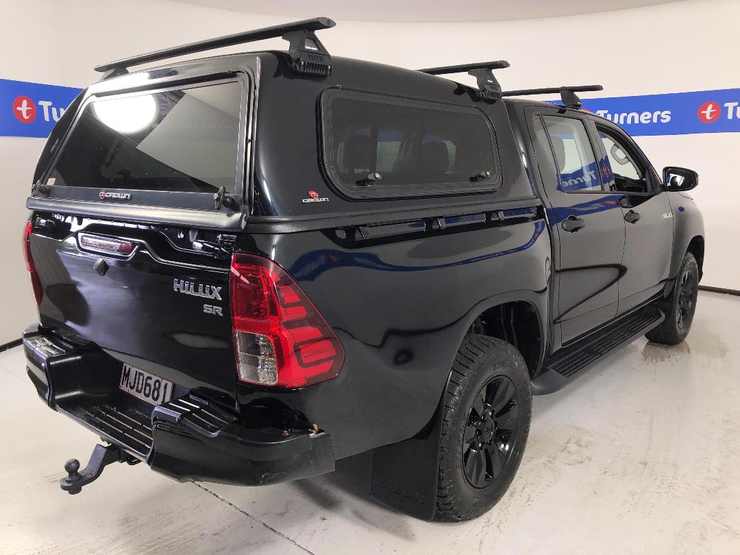 Photo '7' of Toyota Hilux