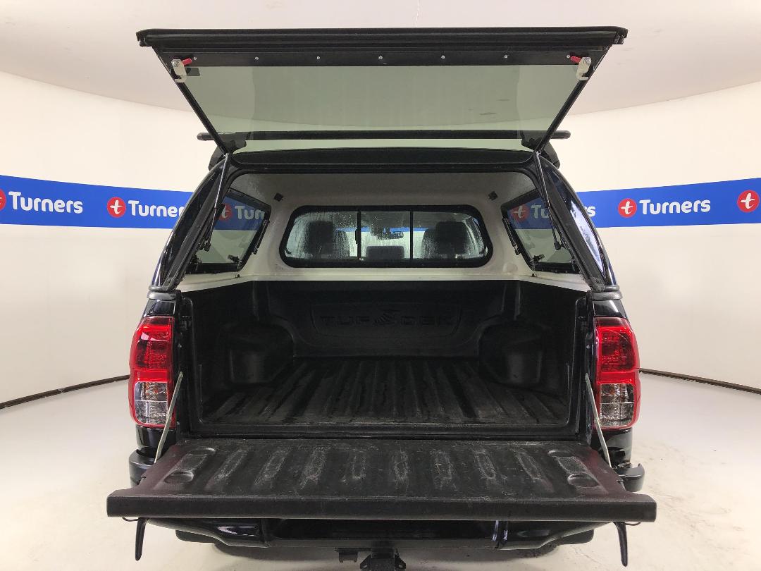 Photo '14' of Toyota Hilux