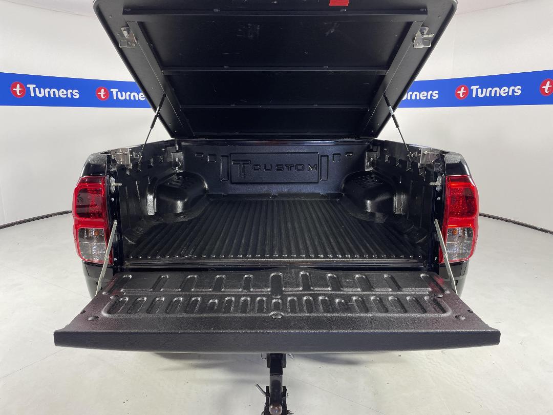 Photo '14' of Toyota Hilux Photo '14' of Toyota Hilux