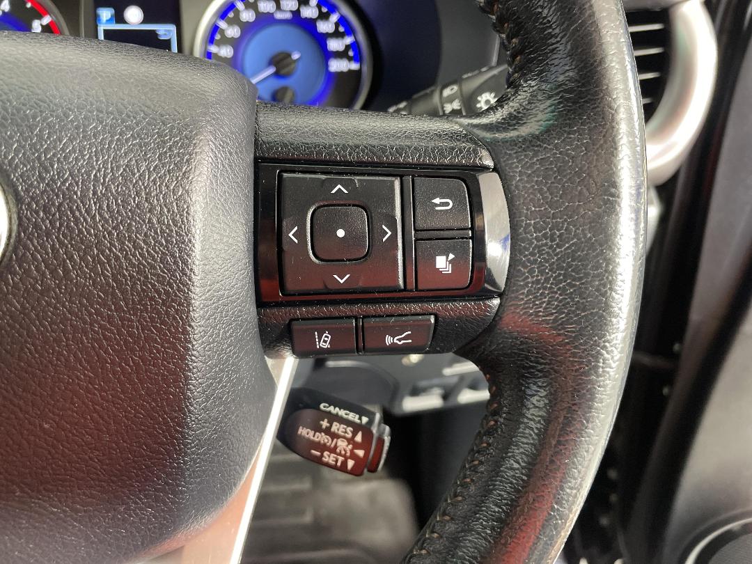 Photo '24' of Toyota Hilux Photo '24' of Toyota Hilux