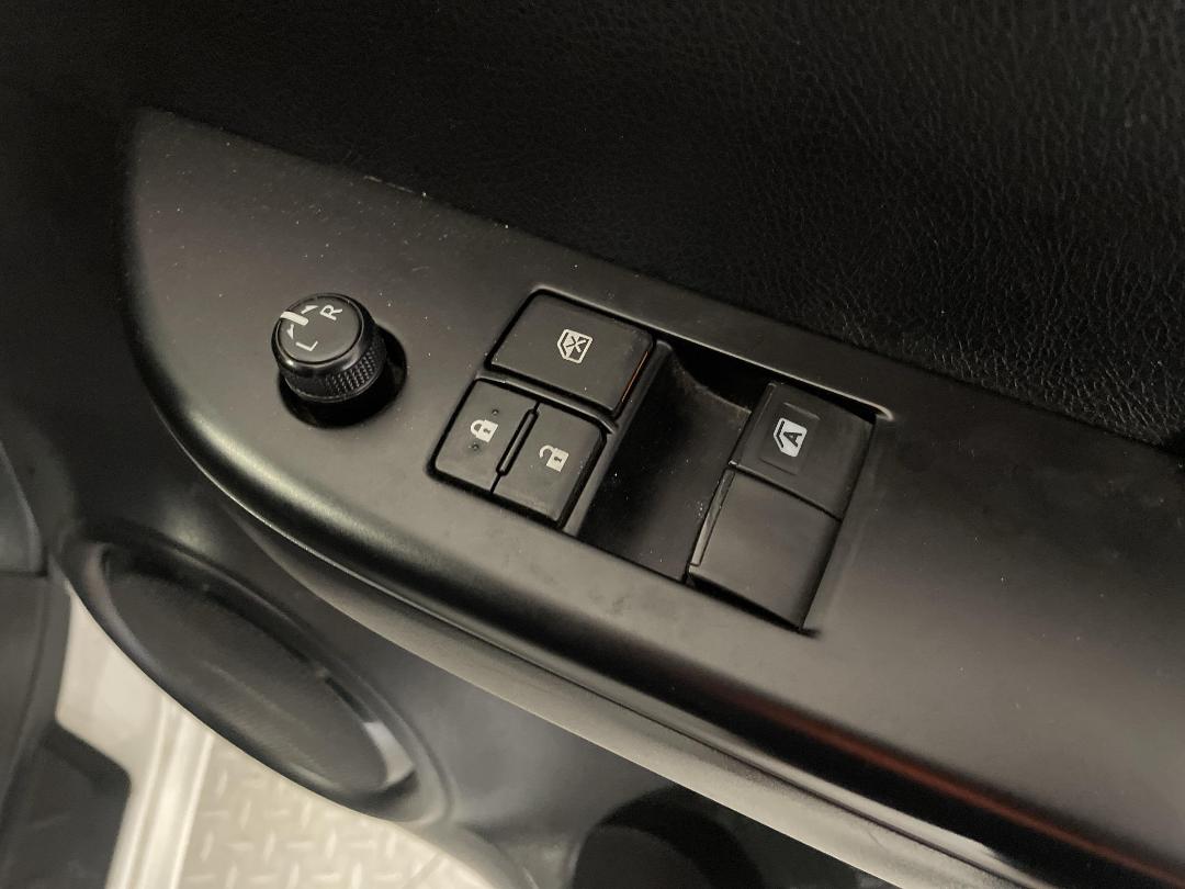 Photo '23' of Toyota Hilux