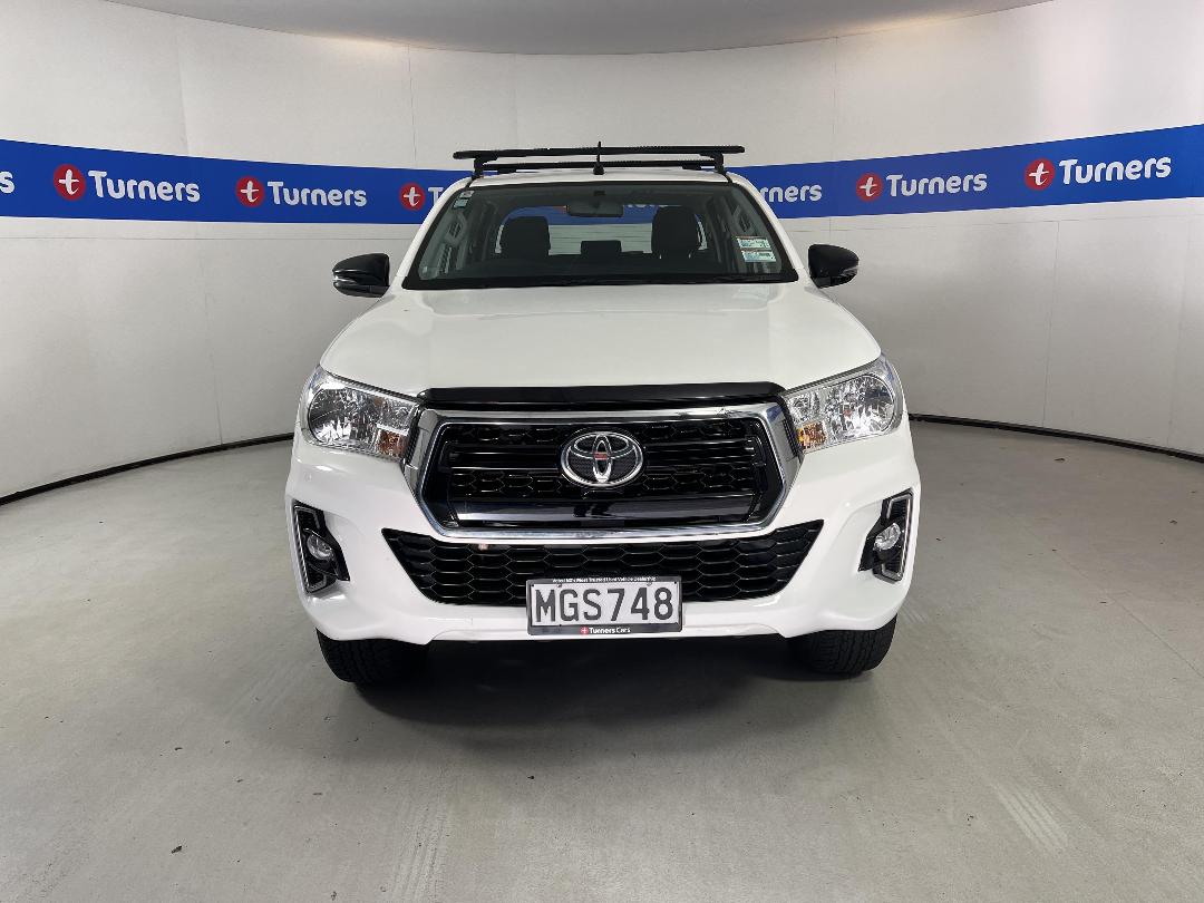 Photo '2' of Toyota Hilux