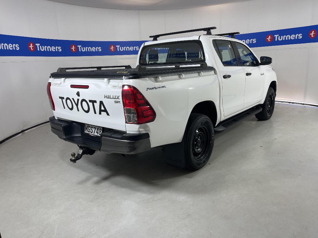 Photo '7' of Toyota Hilux