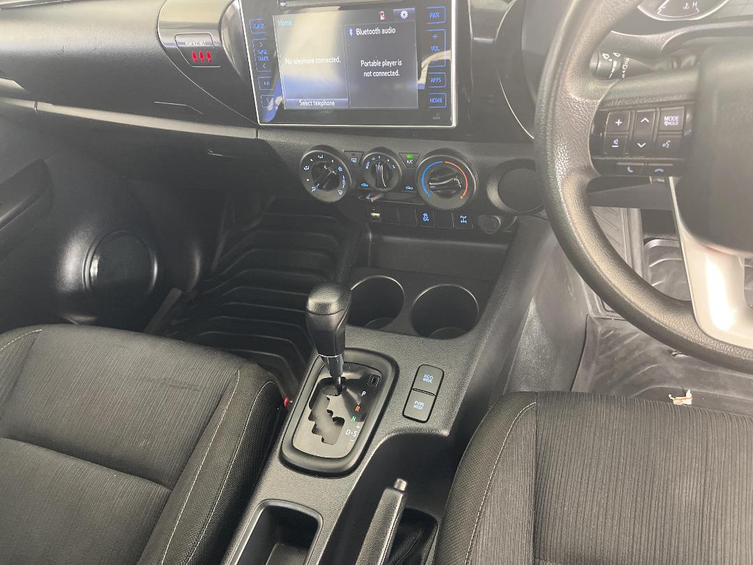 Photo '25' of Toyota Hilux