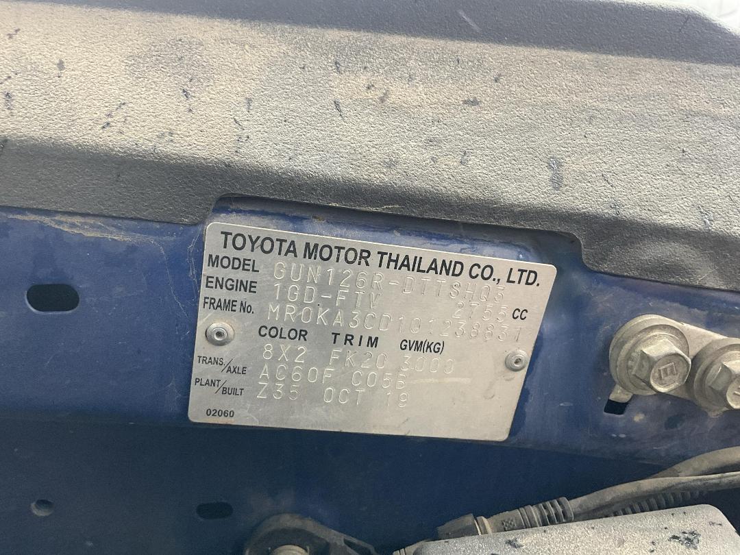 Photo '11' of Toyota Hilux SR TD DC/CC