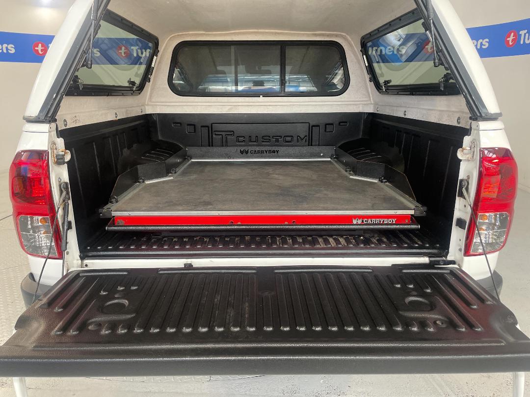 Photo '14' of Toyota Hilux Photo '14' of Toyota Hilux