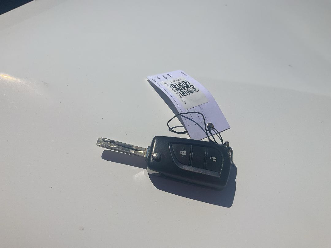 Photo '10' of Toyota Hilux SR TD DC Photo '10' of Toyota Hilux SR TD DC