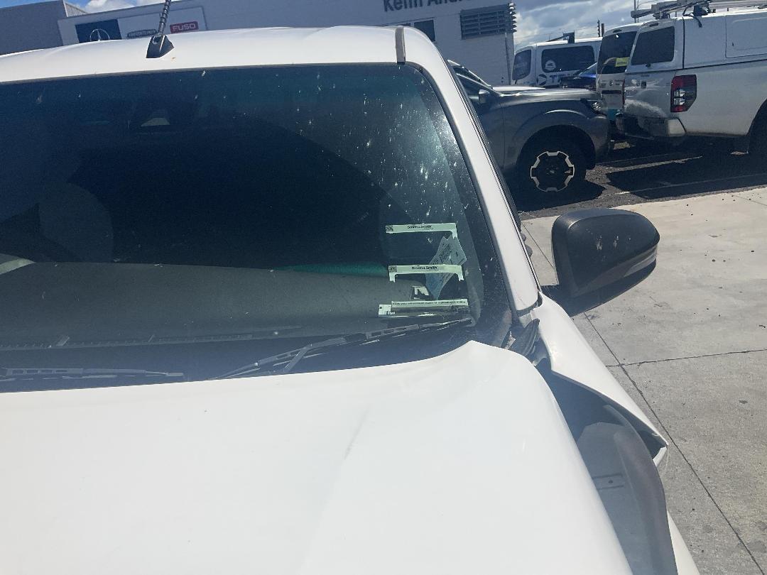 Photo '12' of Toyota Hilux SR TD DC Photo '12' of Toyota Hilux SR TD DC