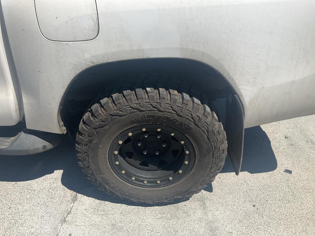 Photo '14' of Toyota Hilux SR TD DC Photo '14' of Toyota Hilux SR TD DC