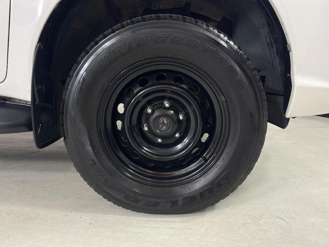 Photo '9' of Toyota Hilux Photo '9' of Toyota Hilux