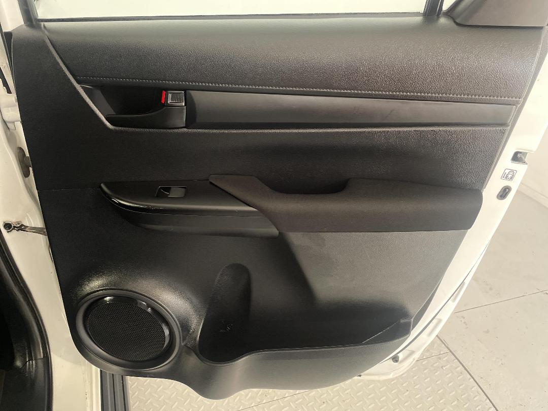 Photo '19' of Toyota Hilux